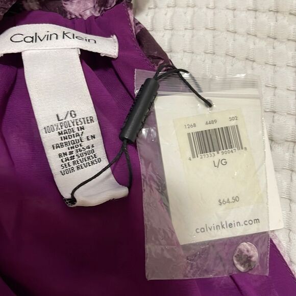 NWT- Calvin Klein- L - Picture 5 of 8